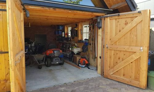 Garage door installation trends in the us