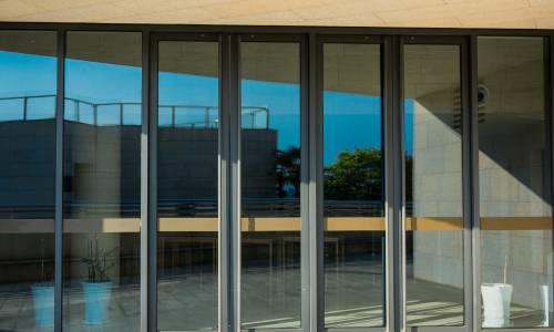 Can you reverse the way a sliding door opens?